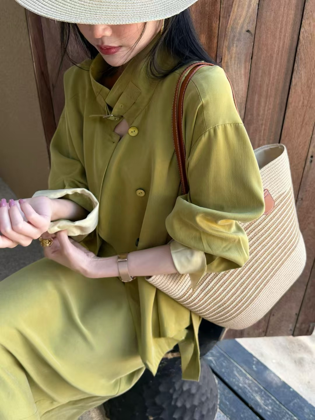 金cc2026春夏新款原创设计铜氨丝腰带修身显瘦时尚气质外套上衣女