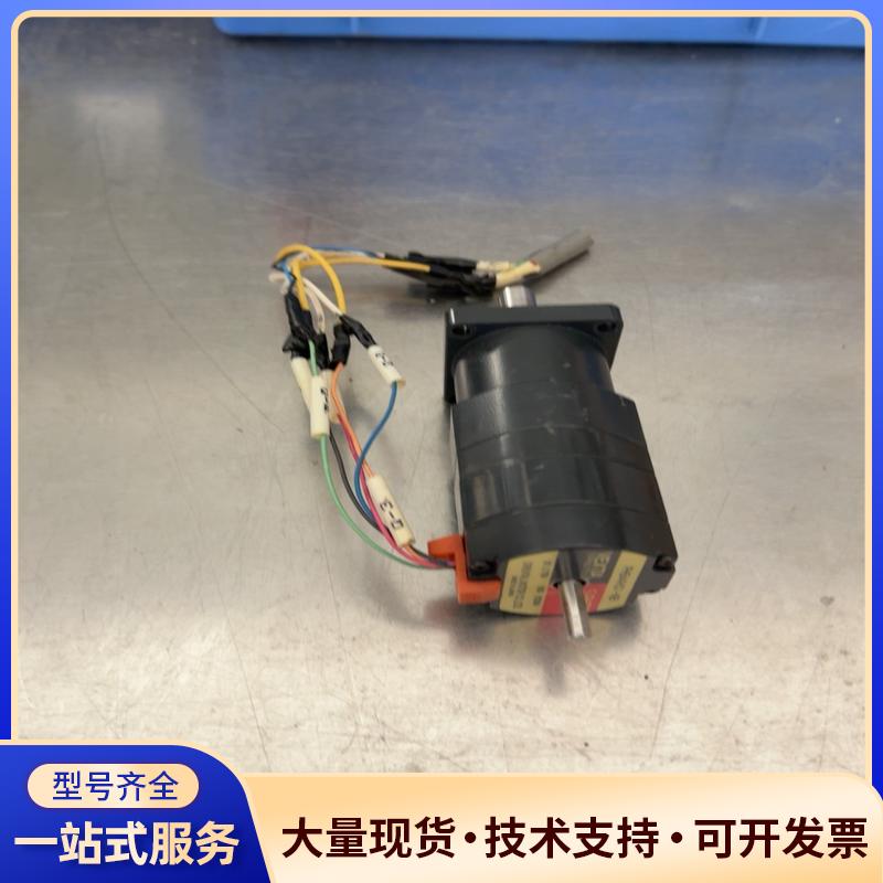 VEXTA 5相步进电机，型号PH544HG1-NB，来自.