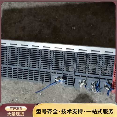 三菱Q6IP PLC一套拆机下来的，成色型号具体看详图，询价