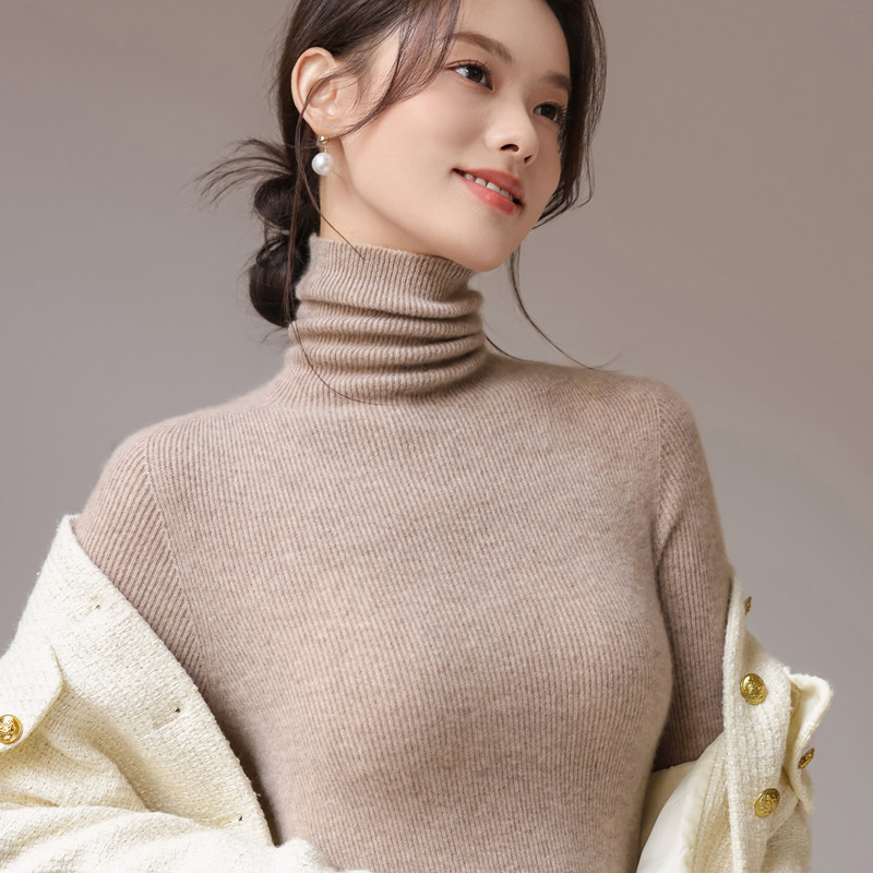 一线成衣修身显瘦堆堆领毛衣女