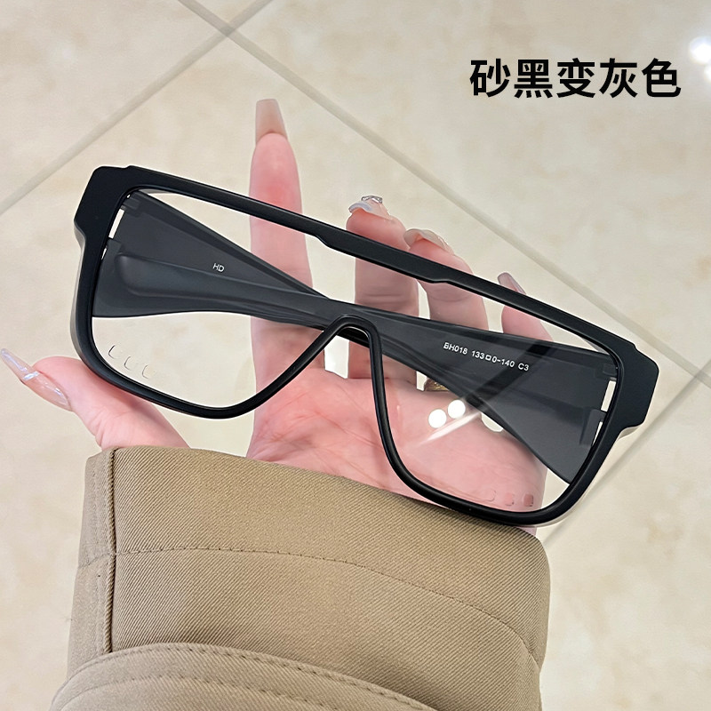 近视套镜骑行眼镜男款登山偏光运动防风防紫外线护目镜太阳镜潮