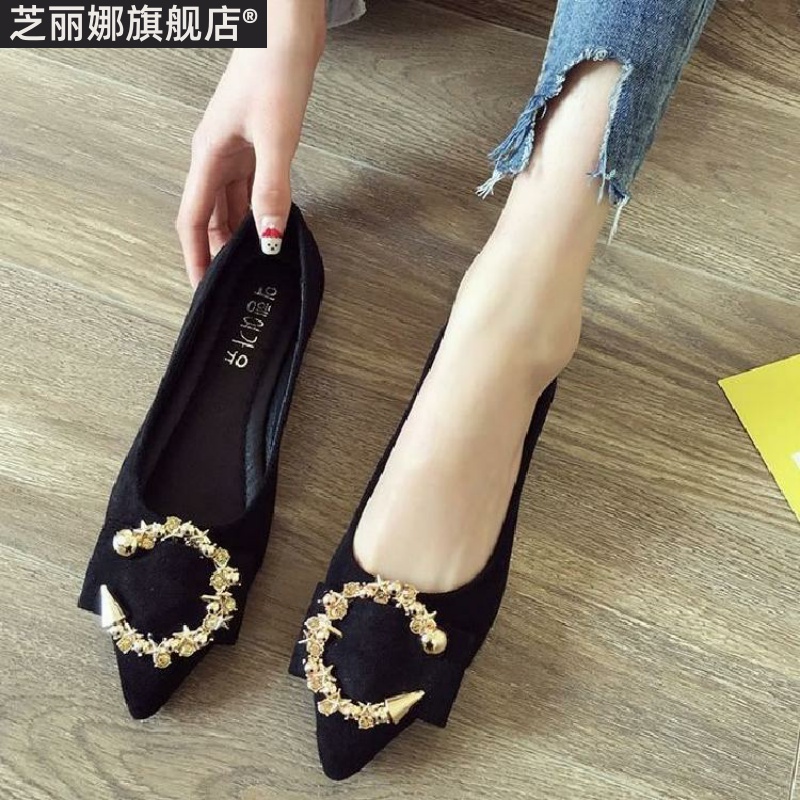 ins网红单鞋女尖头夏季新款简约百搭方扣软底舒适浅口平底鞋