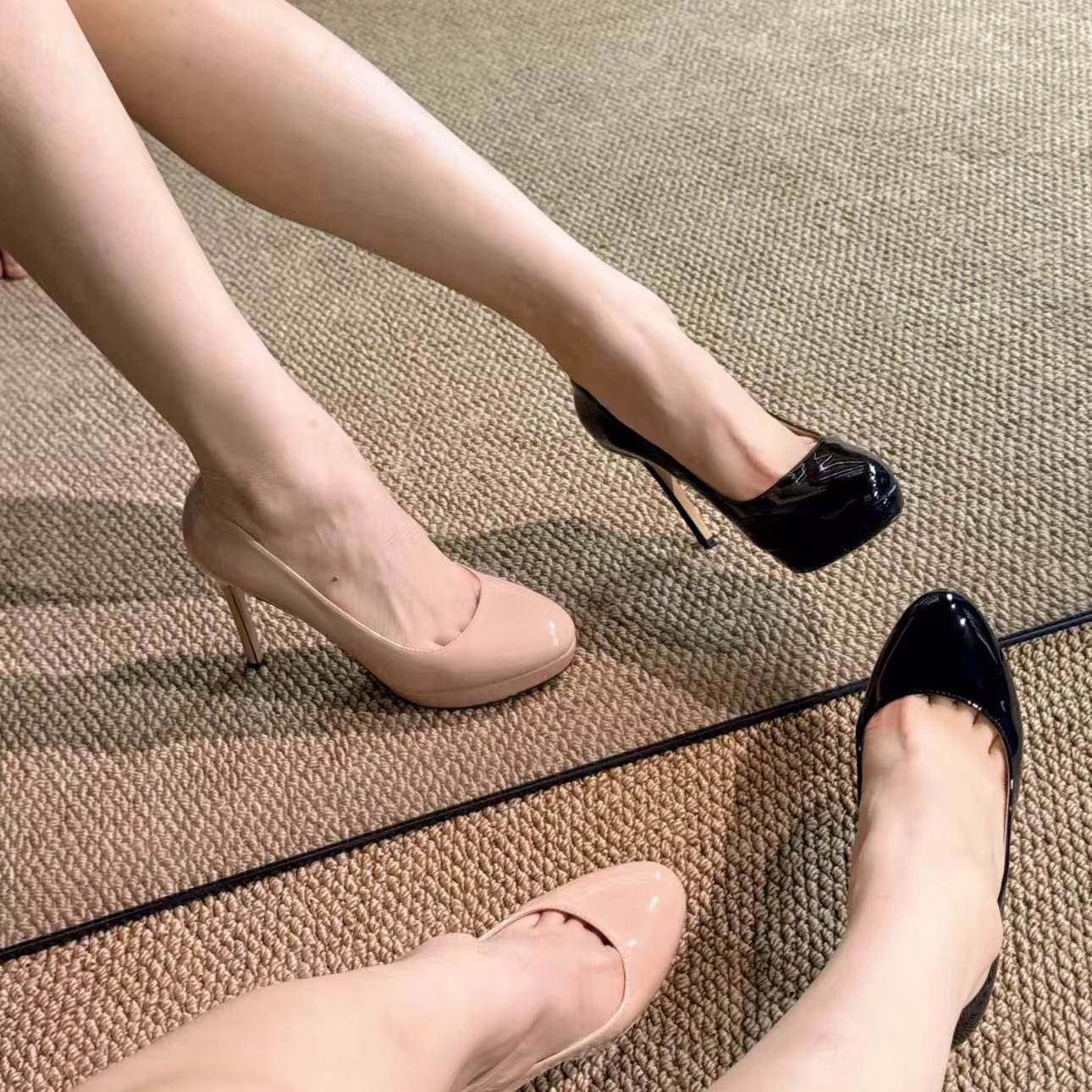 裸色防水台高跟鞋女2026新款裸色10CM漆皮礼仪细跟圆头不累脚单鞋