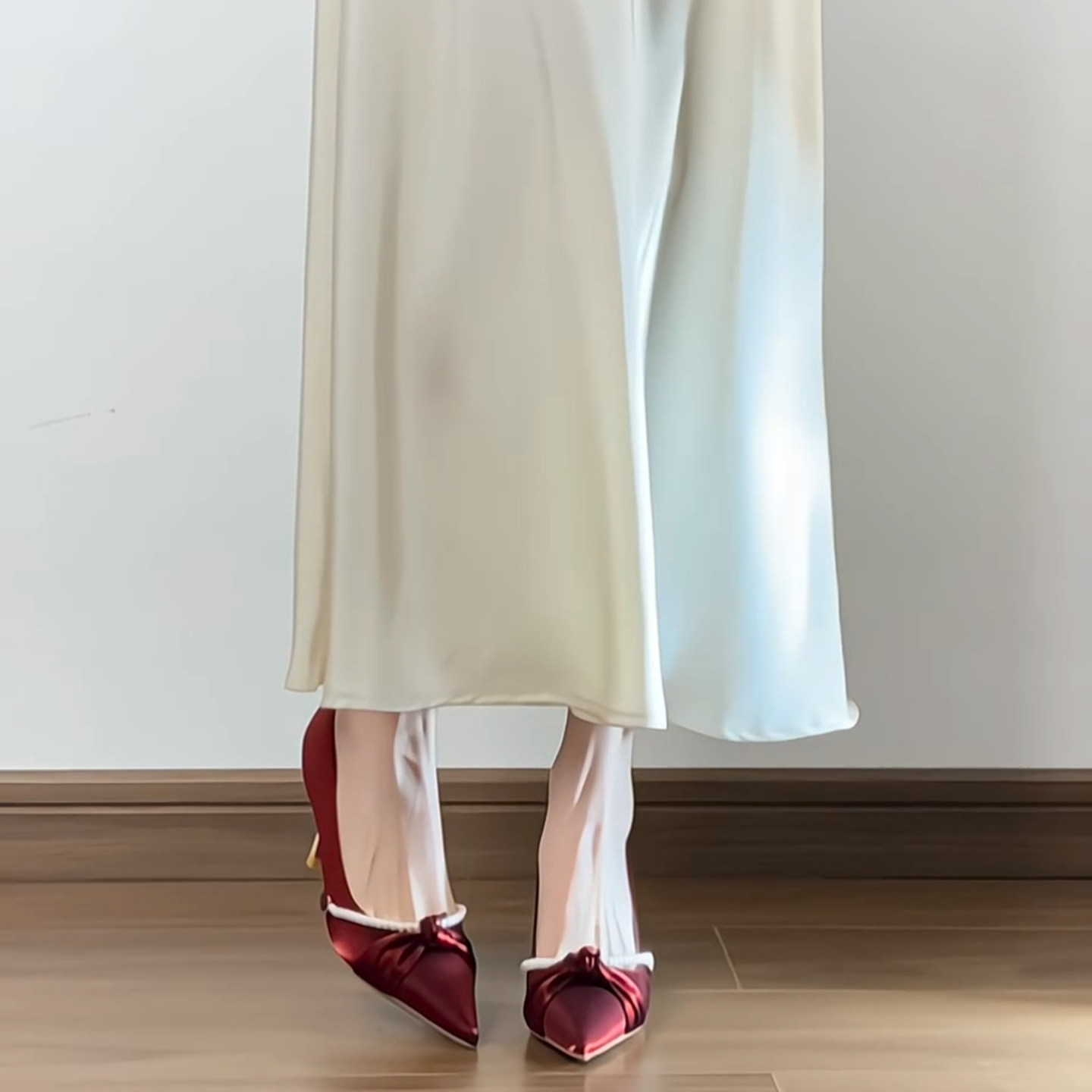 红色高跟鞋女结婚新娘秀禾鞋小个子高跟鞋2025新款珍珠单鞋女婚鞋