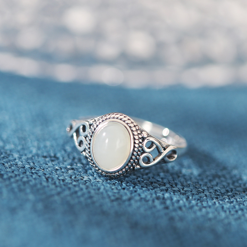 南红玛瑙和田玉银镶女戒