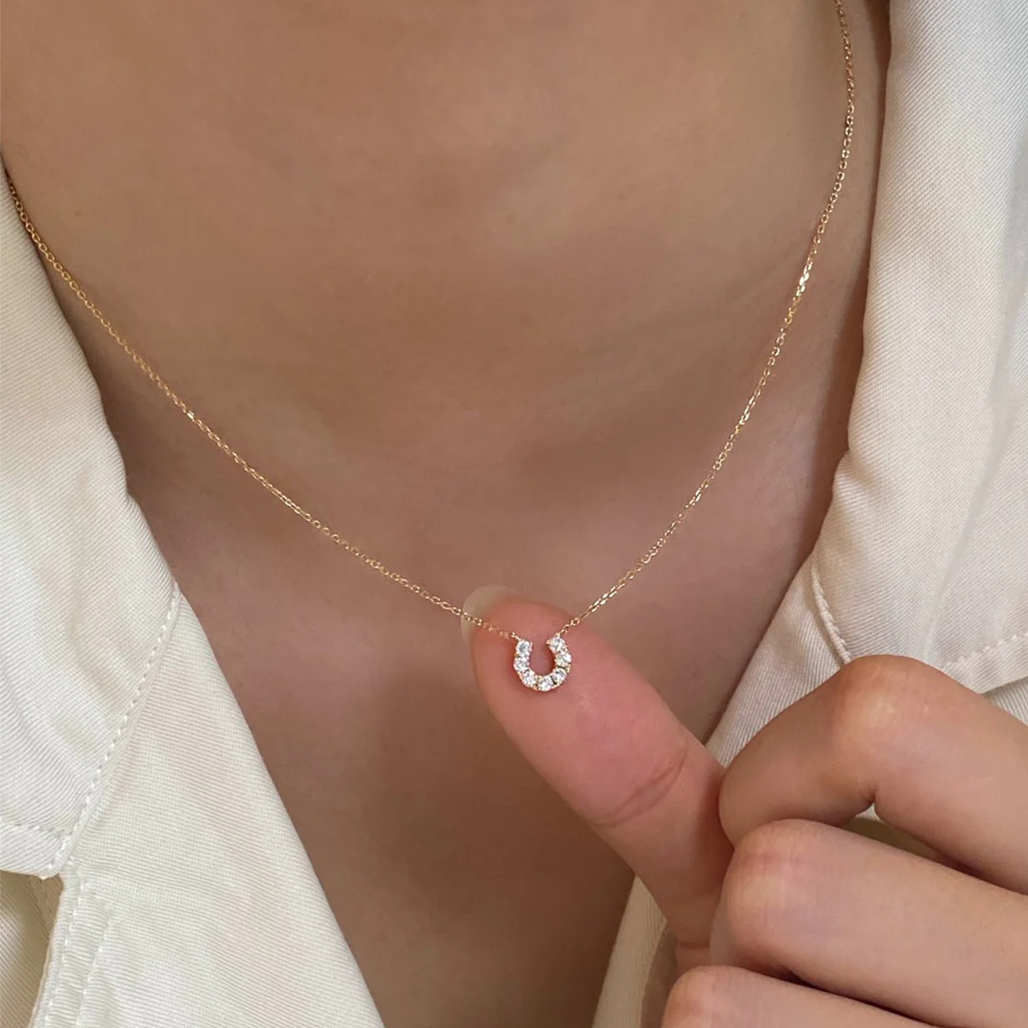 OBD925银培育钻石马蹄吊坠锁骨链