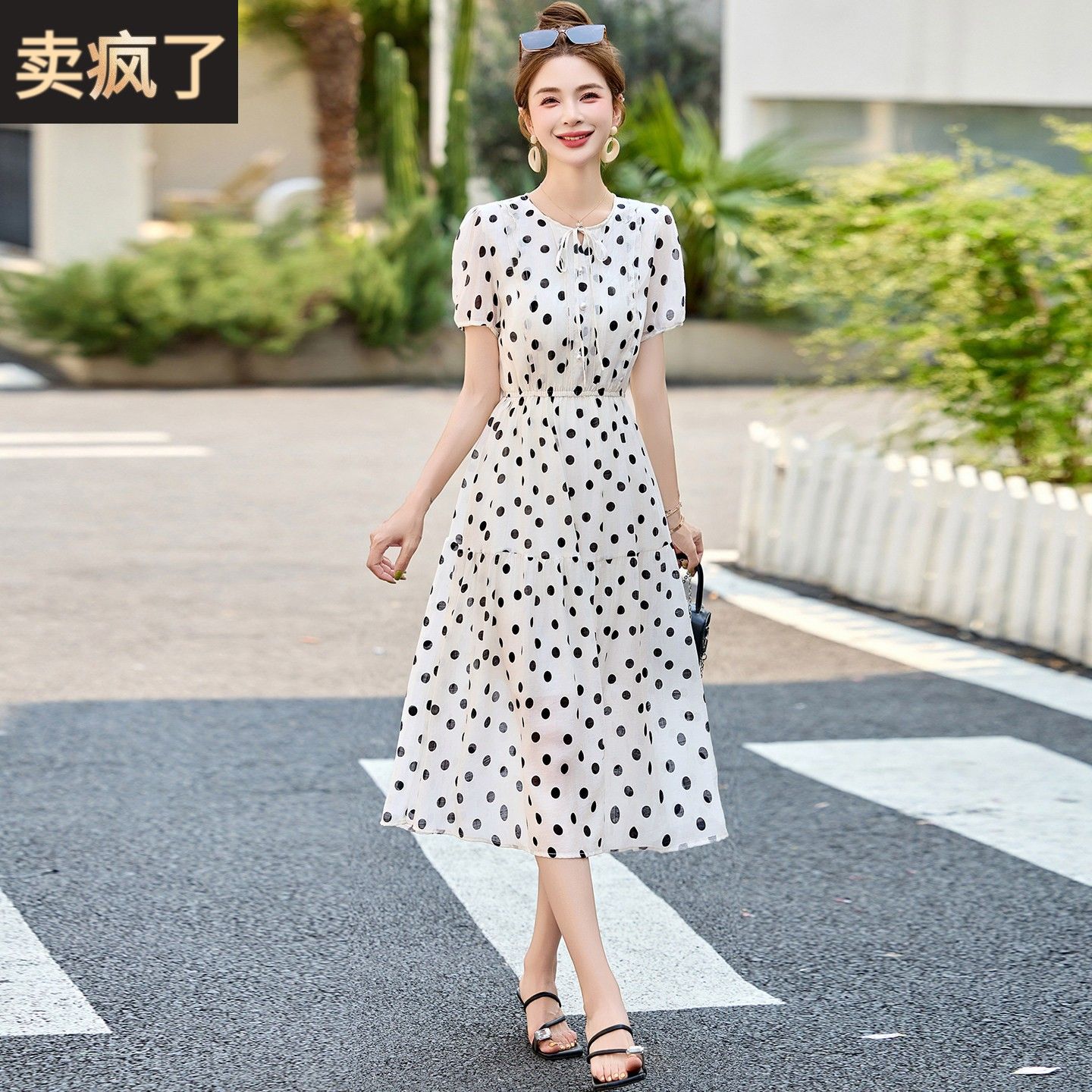 杭州真丝洋装女夏2026新款系带收腰中长裙气质减龄波点真丝裙子