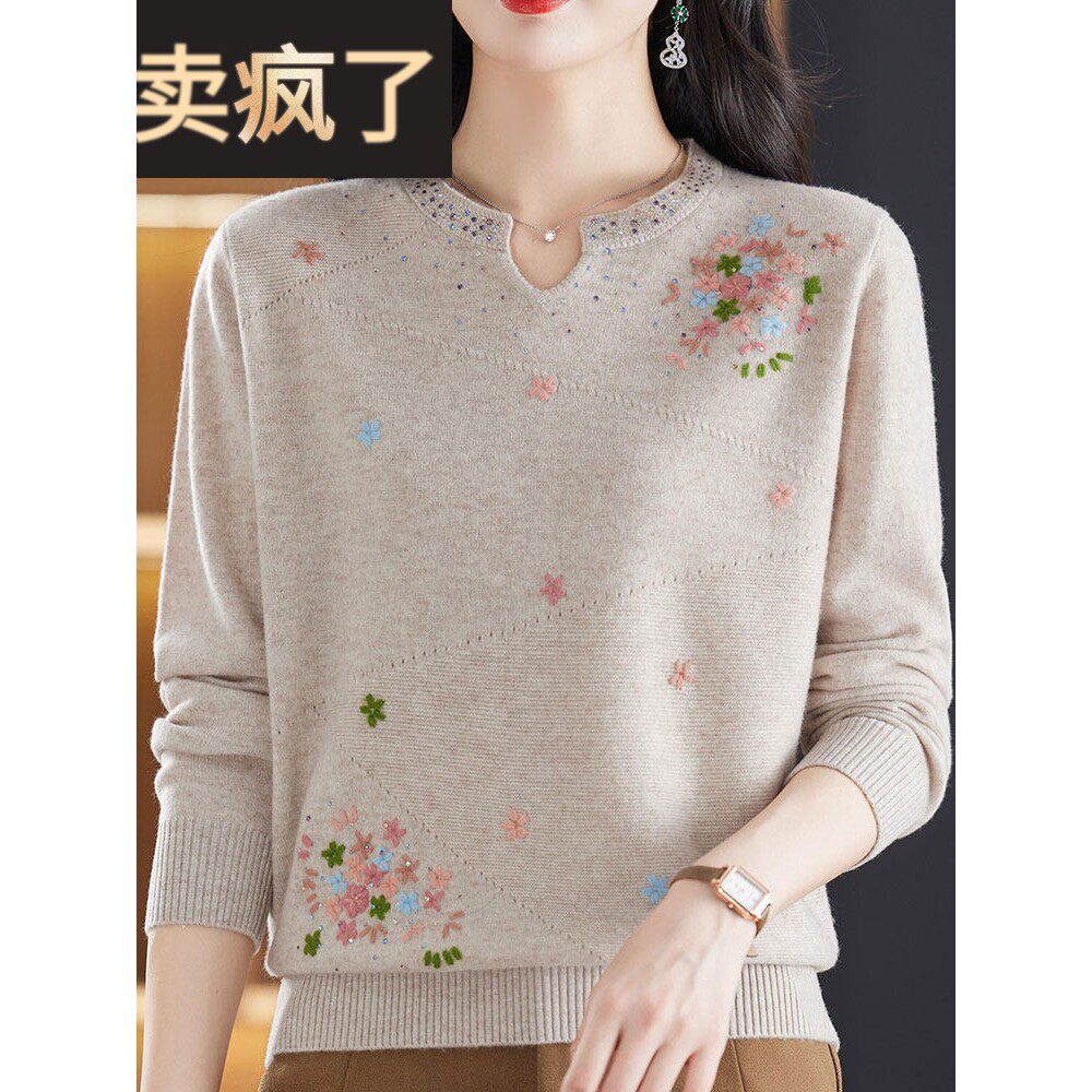 西式中年母亲绣花羊绒毛衣女式秋冬圆领短大码针织女底衬衫上衣