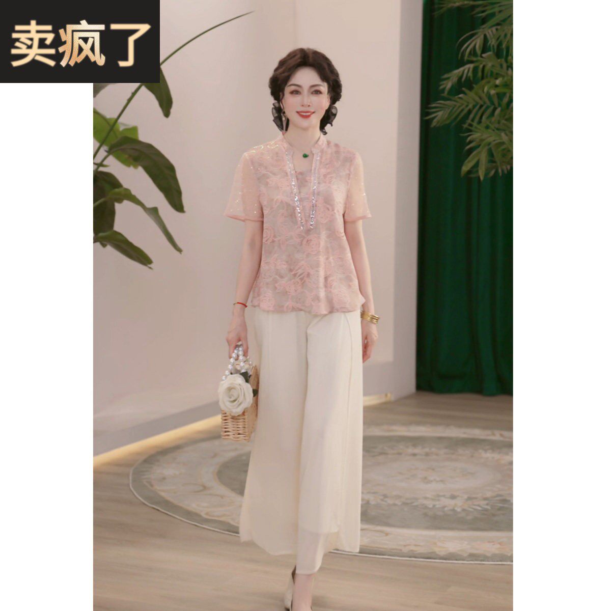 2026新款夏季妈妈装时尚套装衬衣中老年女装洋气T恤上衣服母亲节