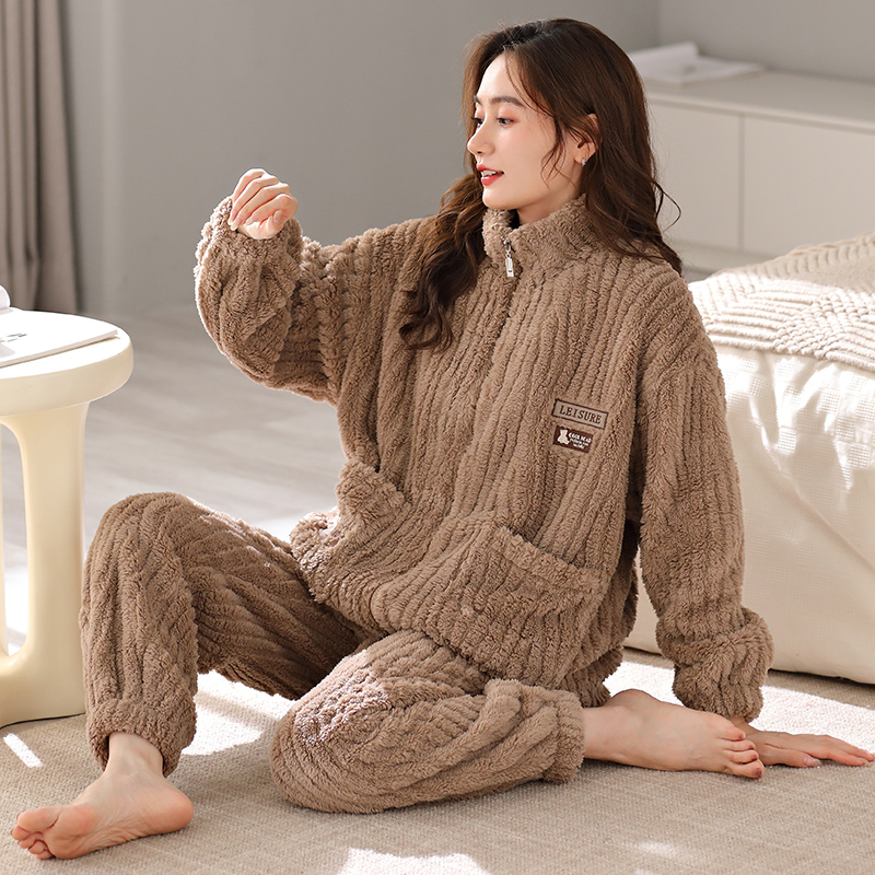 芬腾女珊瑚绒法兰绒拉链家居服