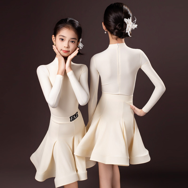 FAZ拉丁舞蹈规定比赛服