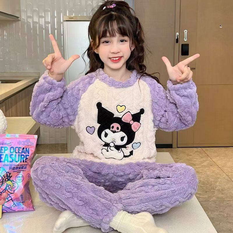 女孩珊瑚绒家居服套装