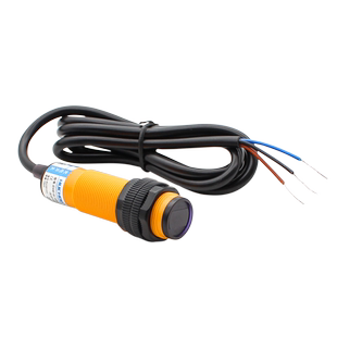 M18漫反射光电开关传感器E3F-DS10C4/C2/P1/P2三线24V常开NPN10NA