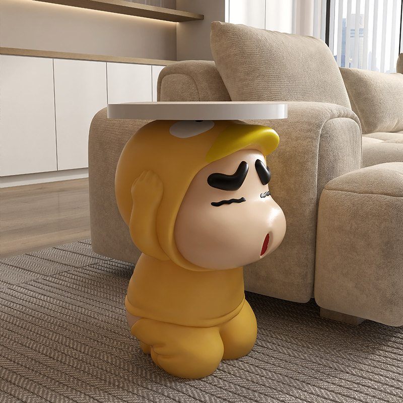 蜡笔小新客厅电视柜沙发旁边落地