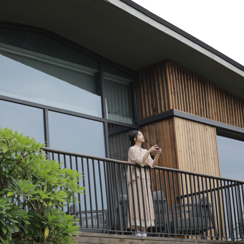 【全程不加价】有效期内全程不加价!随心约!嗨玩不受限! 【3店可选】杭州/莫干山/嘉兴森泊3店随心选,双卧别墅,家庭出游强推 【人气乐园】推荐加订超人气水乐园/大型室内儿童乐园-幻想岛,乐享假日 【官方直营】超长有效期至26年3月31日,未预约/过期100%可退,支持花呗