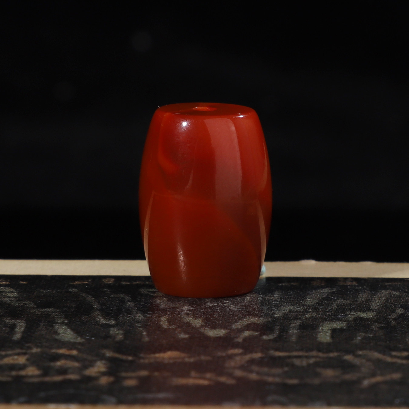 毕业级南红玛瑙桶珠火焰纹满色