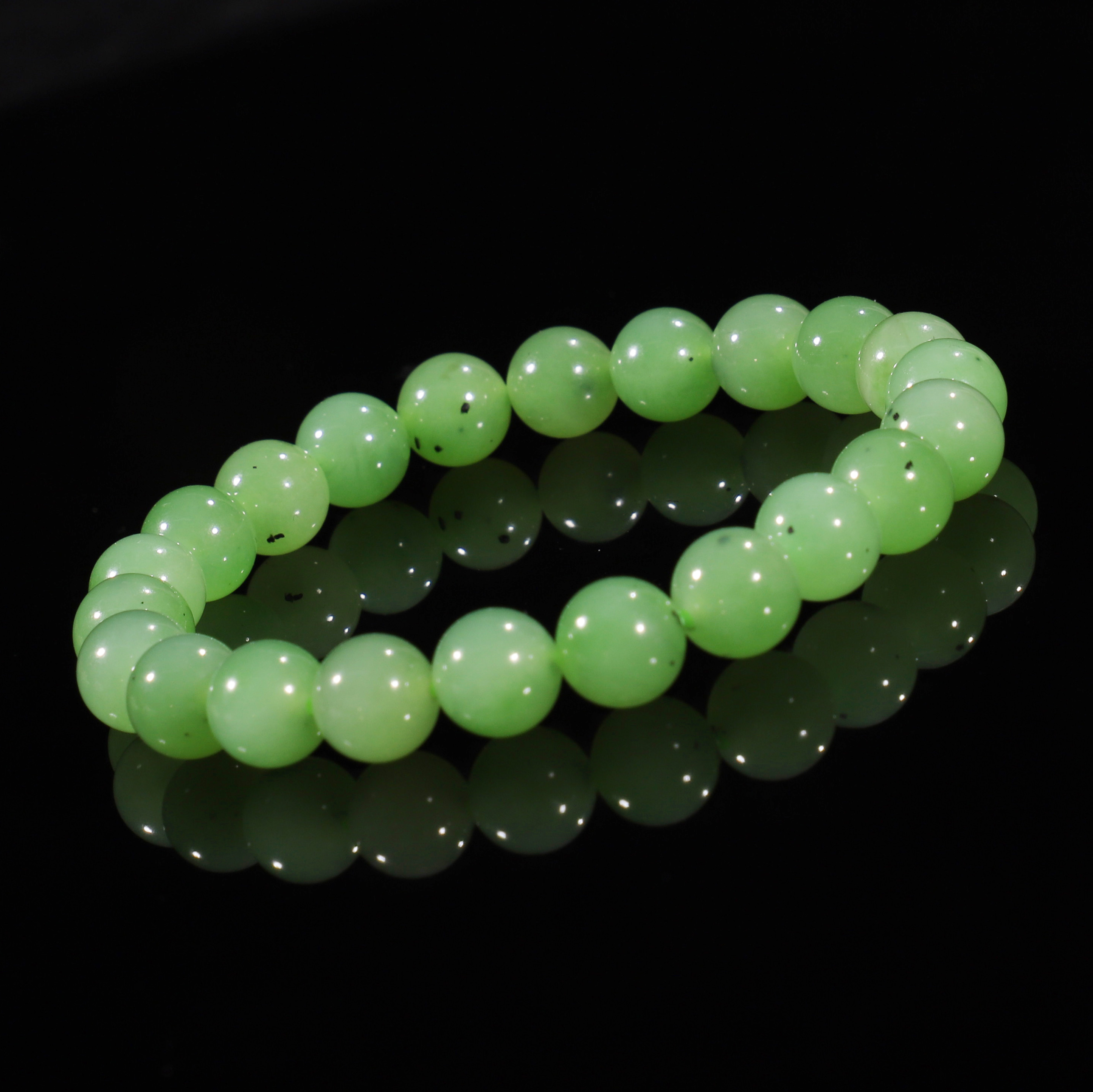 毕业级俄料碧玉乌兰海苹果绿手串8mm珠子 高货和田玉手饰  ws21号