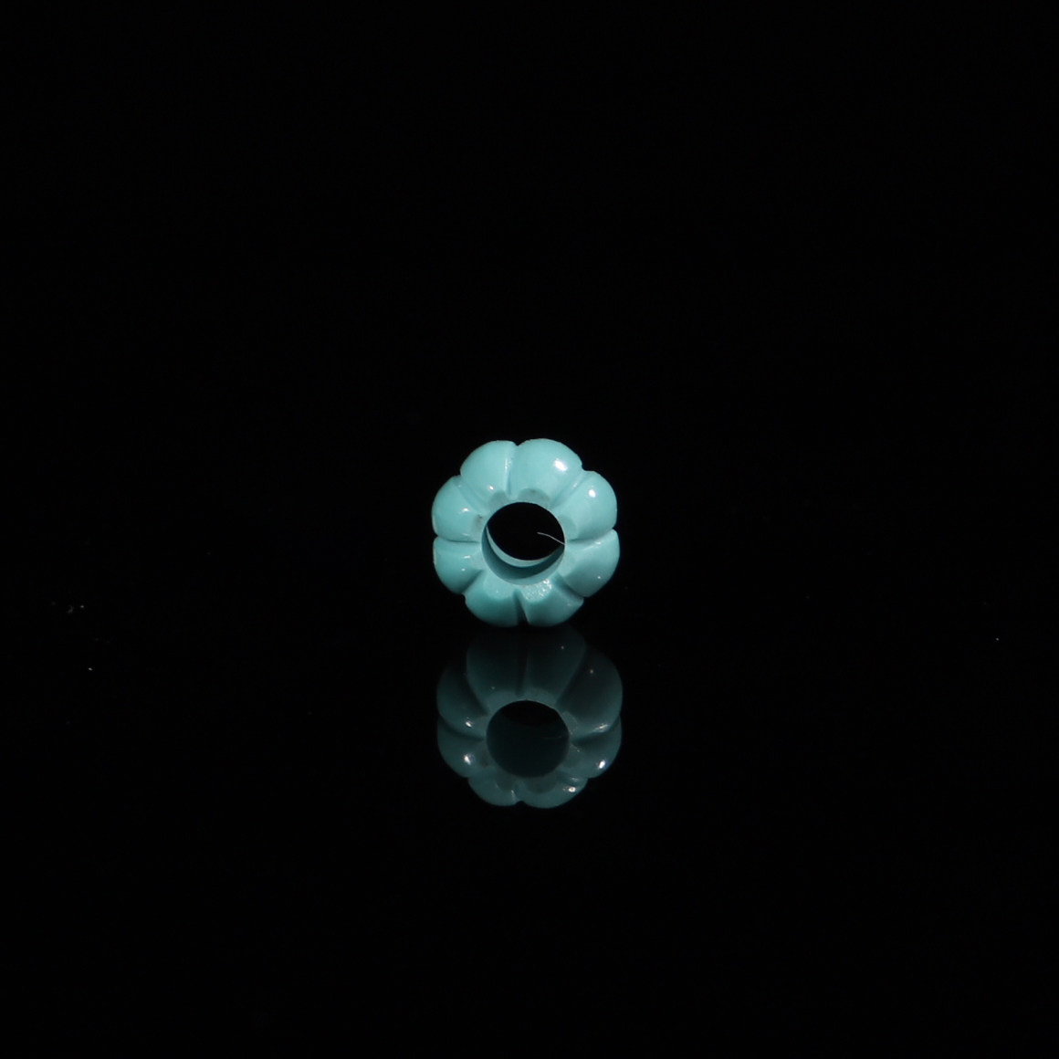 湖北绿松石原矿南瓜珠直径5.8mm