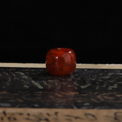 凉山南红玛瑙牛血红火焰纹老型珠