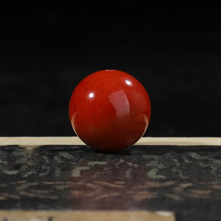 142号 厚度10.4mm火焰牛血红 毕业级南红玛瑙老型珠 直径12.3mm