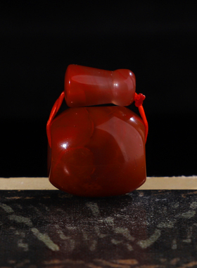 南红玛瑙牛血红分体三通佛头直径12.1mm对孔15.7mm无处理 294号