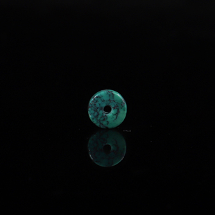 原矿天然绿松石隔片菜籽绿垫片直径7.5mm厚度2.6mm网花状 164号