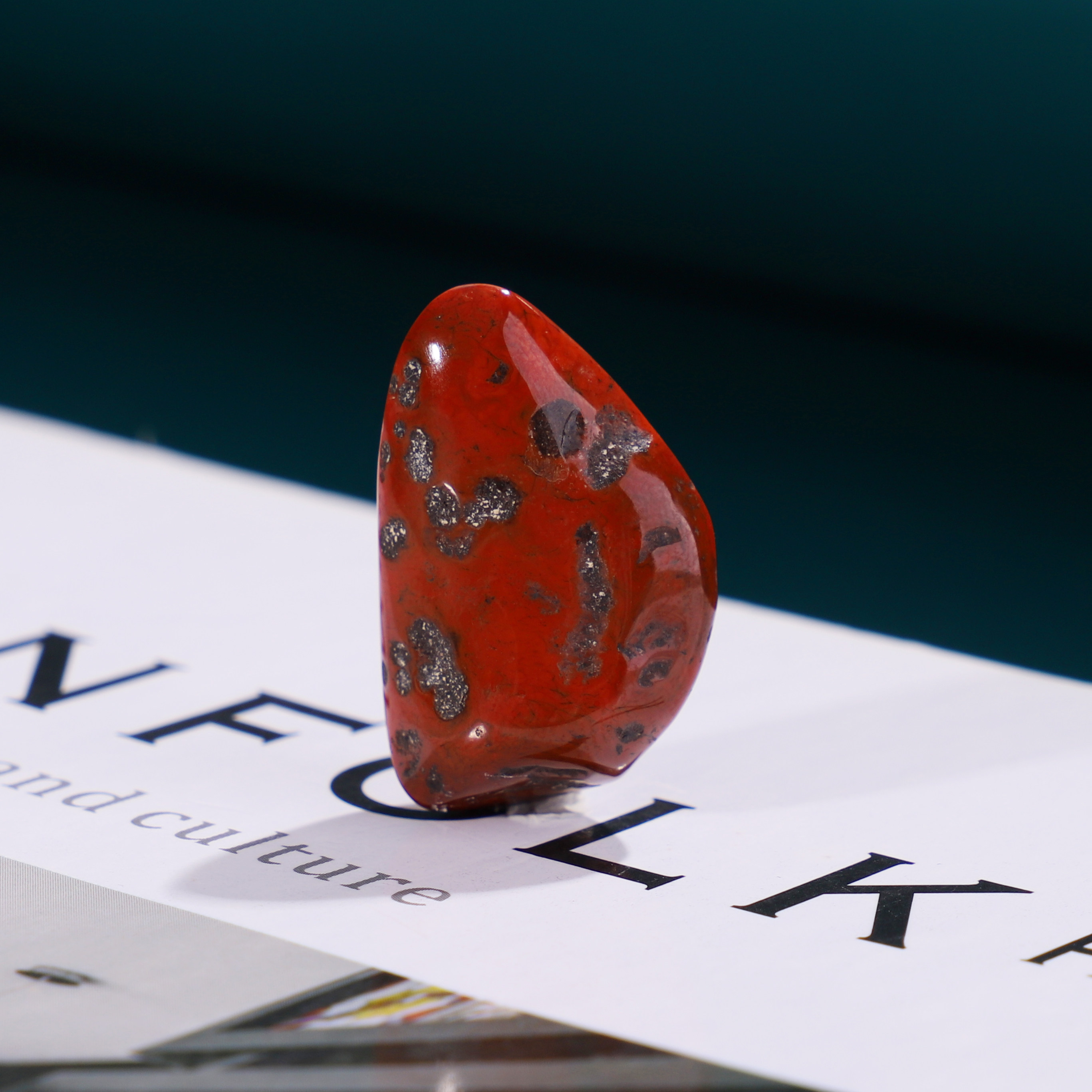 南红随形挂坠柿子红吊坠 大凉山南红红皮 包浆料无裂无胶纯天然