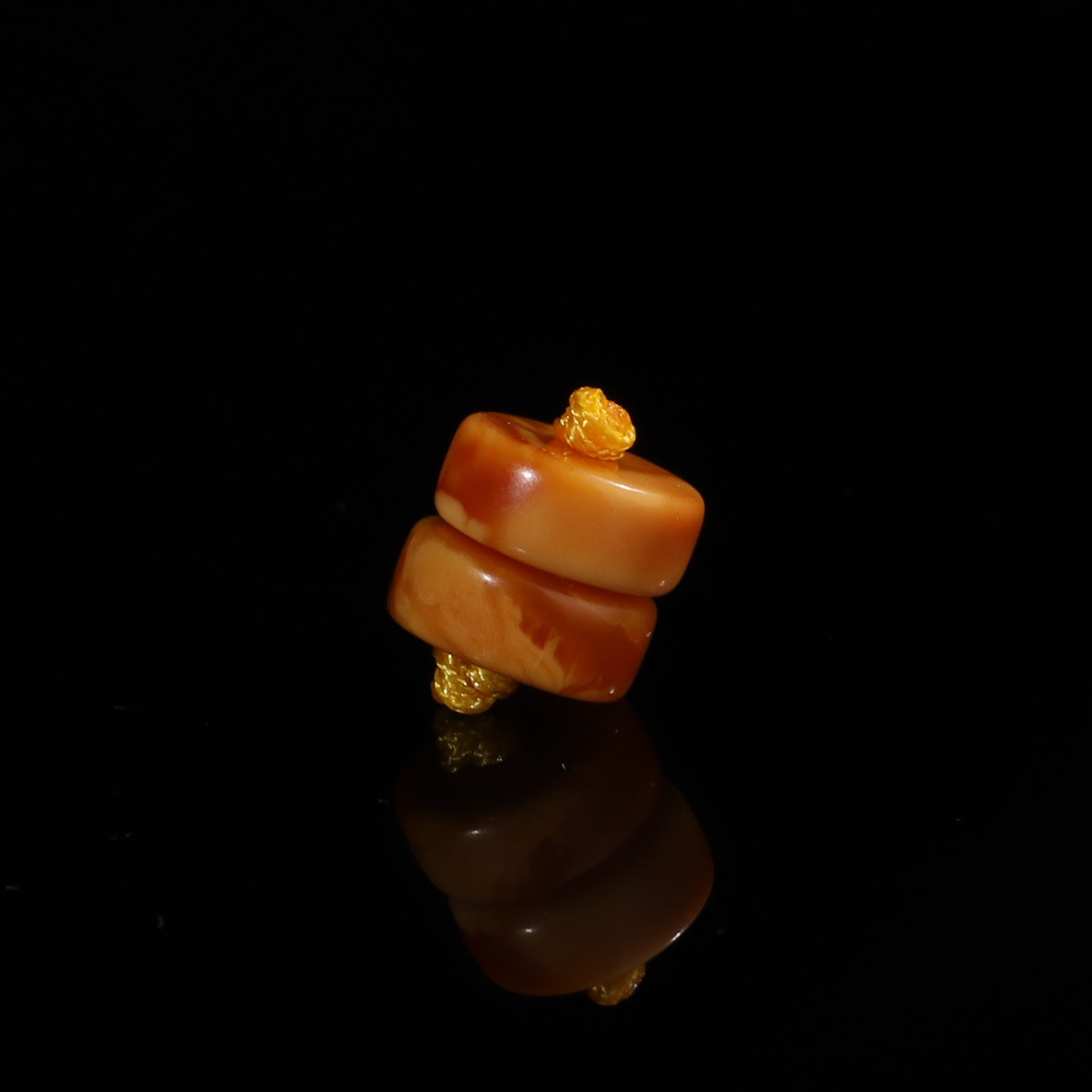 毕业级老蜜蜡隔片直切直径8mm图片