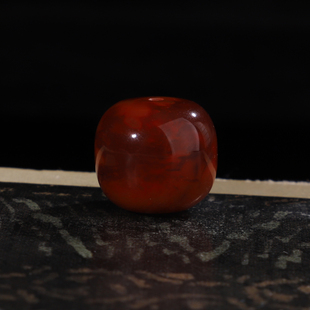 毕业级牛血红南红玛瑙老型珠直径14.5mm对孔13.4mm亮光质感 297号