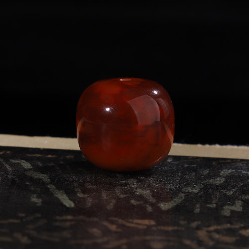 牛血红南红玛瑙单珠老型珠