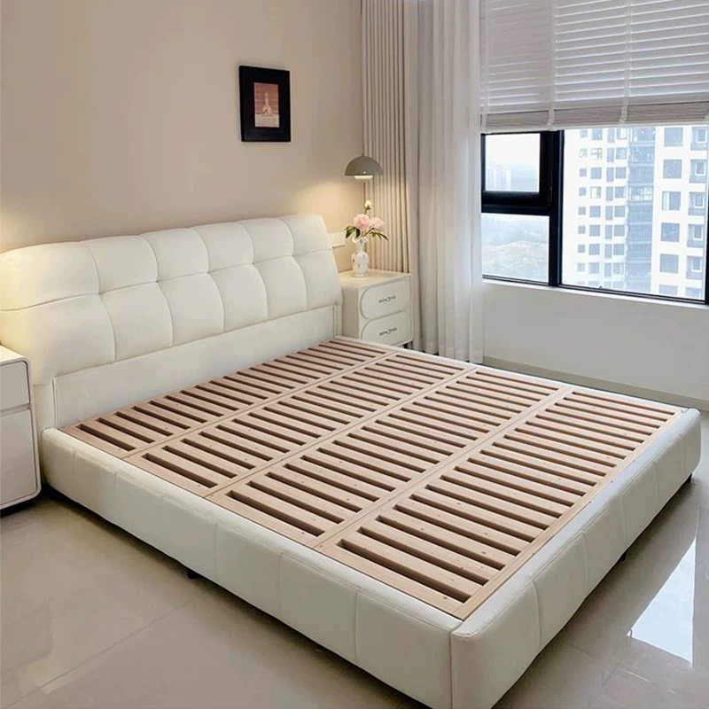 现代简约真皮床奶油风泡芙床