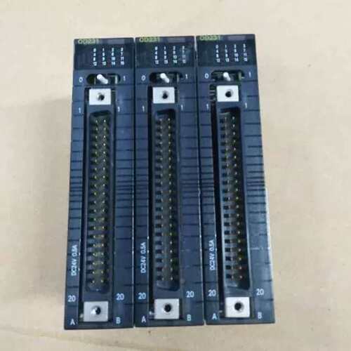 议价货模块CJ1WOD213现CJ1W-0D231功能完-好，成色漂亮