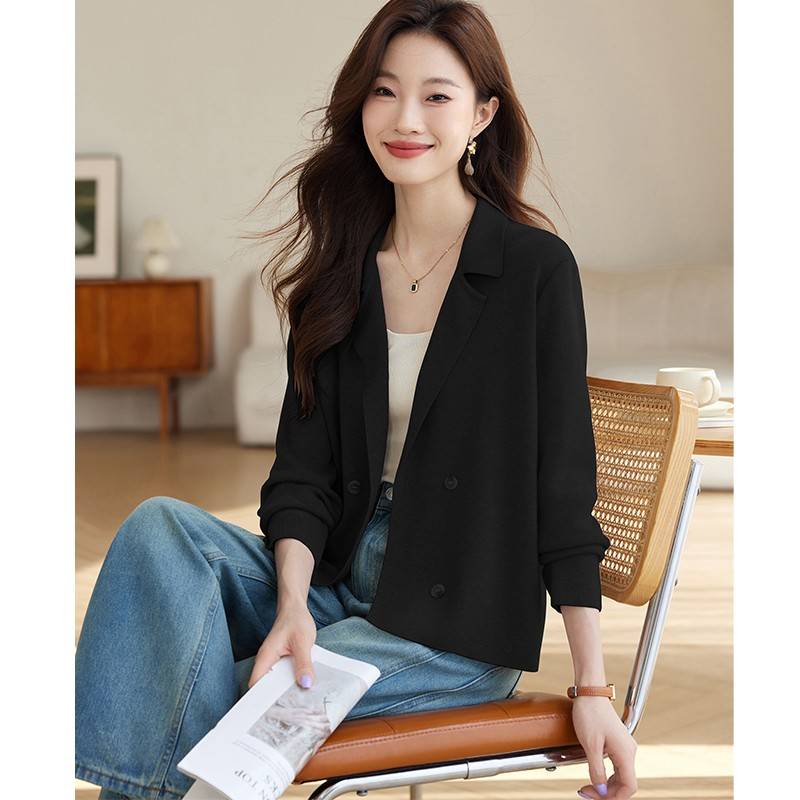 休闲西装外套女2025春秋季新款高级感短款西服女羊毛针织开衫外搭