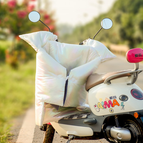 电动车挡风被冬季秋加绒加厚加大新款女士双系绳电瓶摩托车防风罩