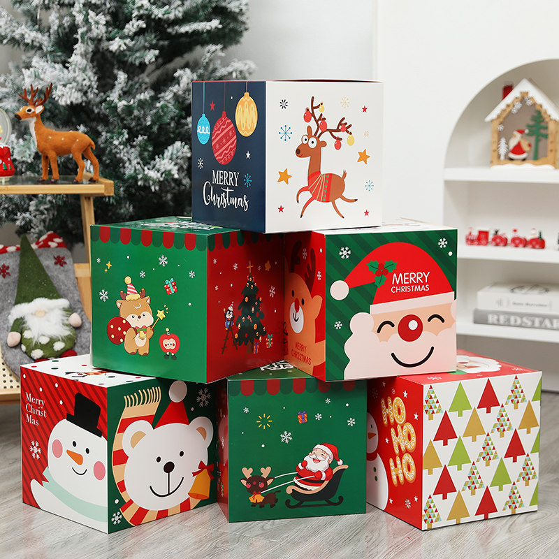 圣诞节装饰品新年纸质圣诞礼盒摆件空盒节日商场场景布置礼品盒