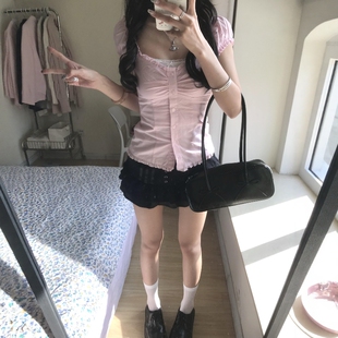 女2026新款 衬衫 纯欲巨好看百搭上衣 纽扣荷叶边短袖 韩系甜美泡泡袖