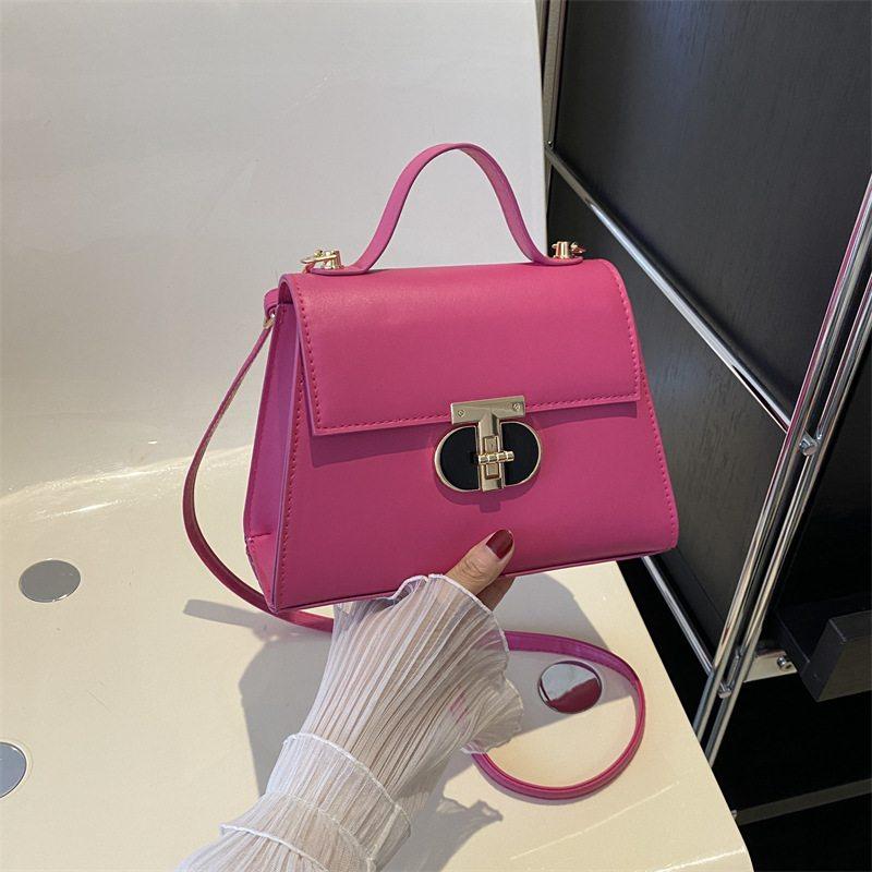 新品 撞色简约质感链条小包包女2023夏季洋气设计小方包时尚斜跨,箱包皮具/热销女包/男包,小方包,淘宝优惠券,粉丝福利购,淘宝优惠卷