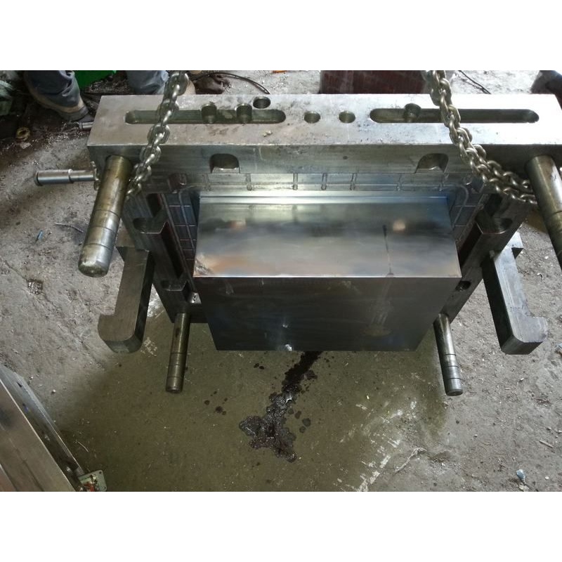 浙江台州双丰3号塑料物流周转箱模具