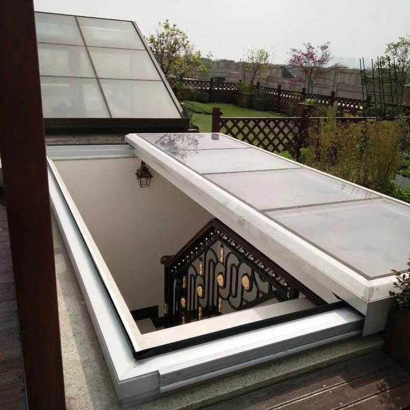 阳光房斜屋面斜阁楼天窗 电动天窗 楼梯出口屋顶铝合金电动天窗