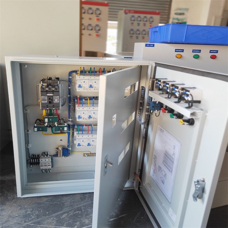 广东良信配电箱生产厂家  东莞 珠海良信开关配电箱源头生产厂家