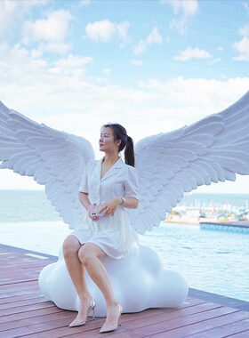 户外网红翅膀天使之翼落地玻璃钢雕塑景区门店挂壁拍照打卡大摆件