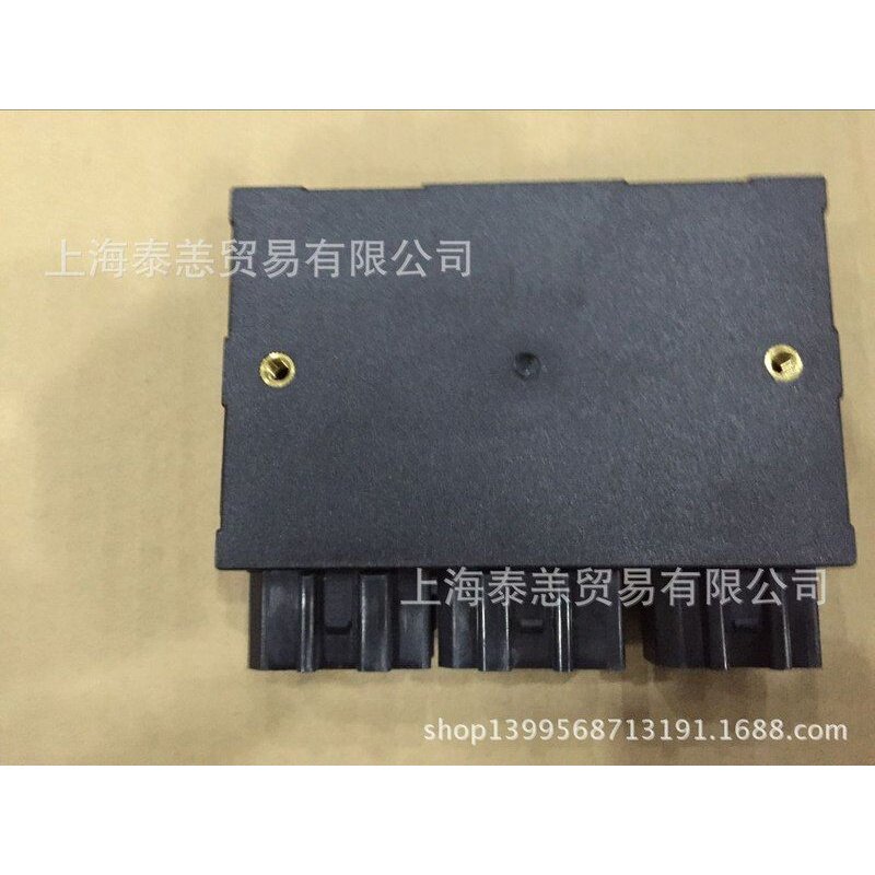 帕萨特B5领驭电脑板版车身中控锁控制模块,1C0 962 258AC