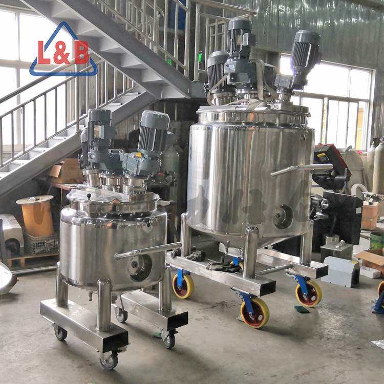 不锈钢蒸汽加热搅拌罐 移动搅拌罐 番茄酱生产搅拌罐厂家