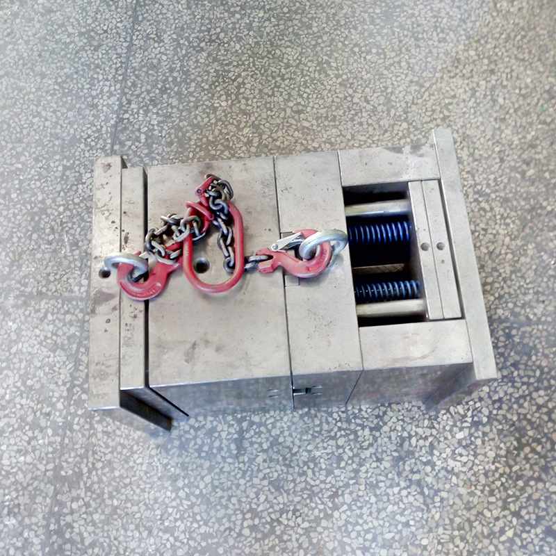 东莞炜丽承接精密塑胶模具设计加工定制 注塑产品量大零利润开模