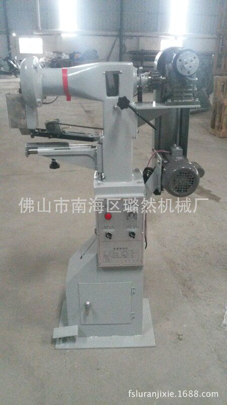 海口南宁广州南京月饼盒礼品盒包装设备贴角机-璐然机械