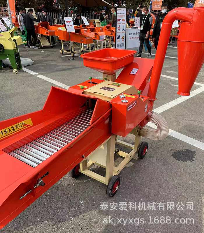 卧式铡草粉碎机玉米粉碎机鲜玉米秸秆牧草铡草机揉丝机电柴两用