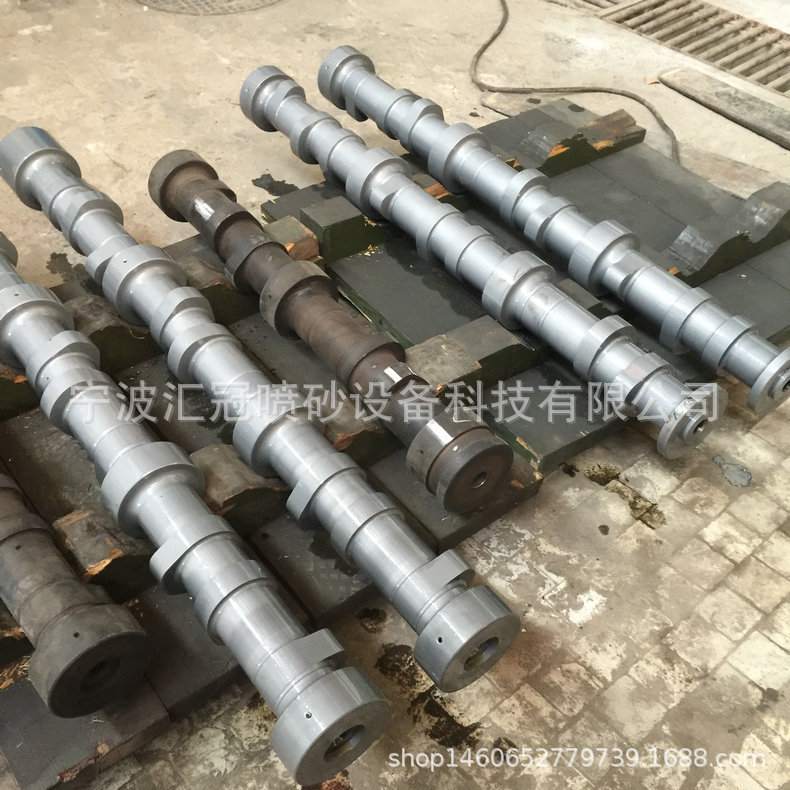 移动式小型喷砂设备制造滚筒式翻新自动除锈喷砂机转盘式喷砂设备