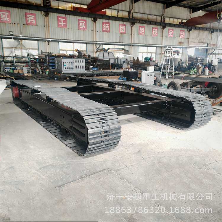 40吨移动破履带底盘 遥控电动液压站履带总承 带回转吊机行走底盘,五金/工具,坦克车/搬运坦克车,淘宝优惠券,粉丝福利购,淘宝优惠卷