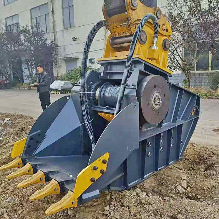 厂家直供破碎斗 移动式挖掘机破碎 挖掘机粉碎石子机