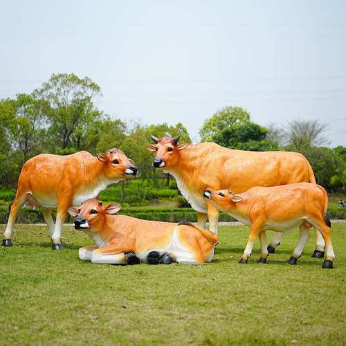 仿真黄牛雕塑玻璃钢户外园林景观黑牛农牧场装饰造景动物模型摆件